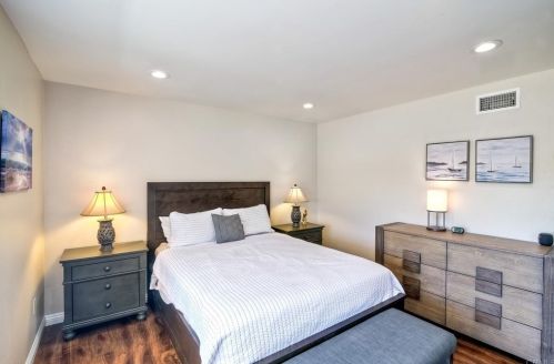 30065 Villa Alturas Dr, Temecula CA  92592-2105 exterior