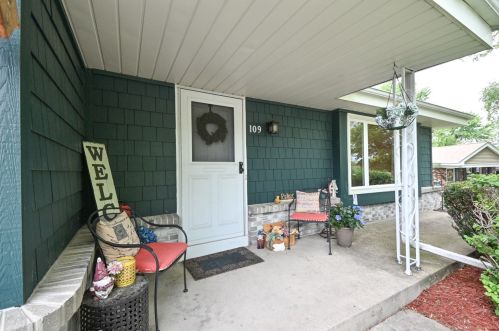 109 Shepard Ct, Mukwonago, WI 53149-1723