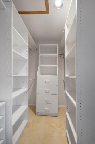 712 Encinitas Ave, San Diego CA 92114-4808 exterior