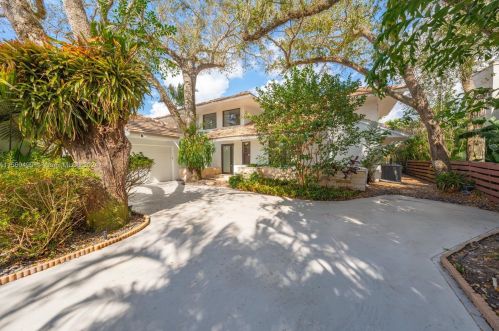 3051 35 St, Hollywood FL 33021-2627 exterior