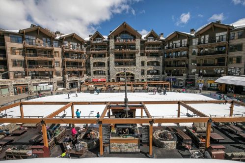 4001 Northstar Dr, Truckee CA  96161-4250 exterior