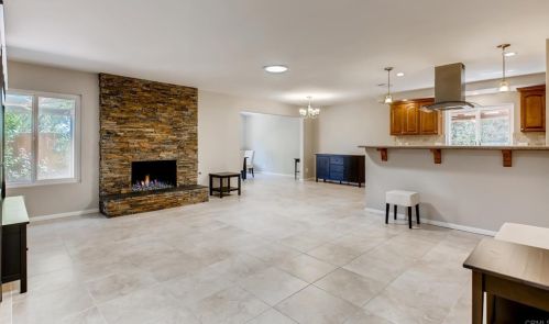 757 Honeydew Ln, Vista CA  92084-3115 exterior