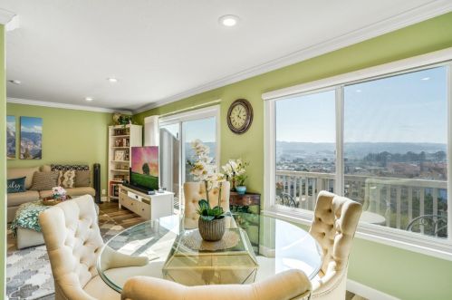 845 Stonegate Dr, South San Francisco, CA 94080-1556