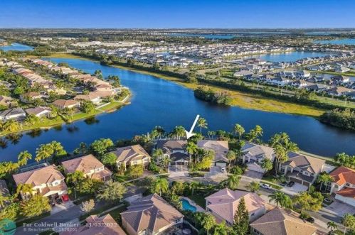 3591 177th Ave, Hollywood FL  33029-1666 exterior