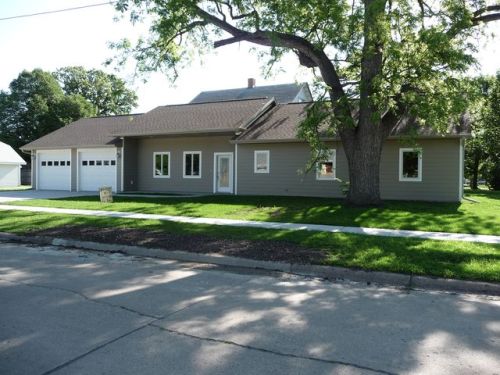 505 Maple St, Jefferson, IA 50129-1426