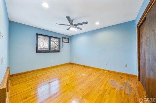 38 Madison Ave, Avenel NJ  07001-1445 exterior