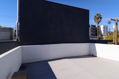 1975 Polk Ave, San Diego CA  92104-1019 exterior