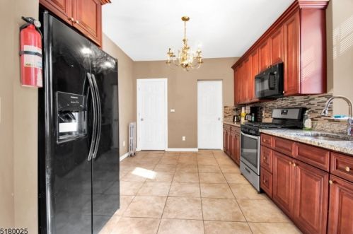 30 Grace St, Irvington NJ  07111-3506 exterior