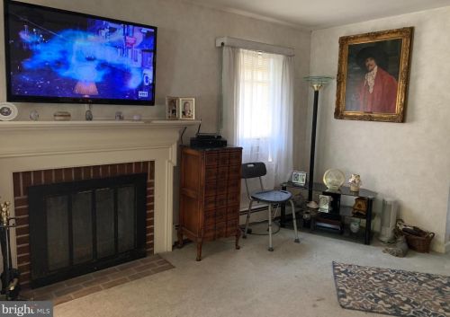 264 Highland Ave, Lansdale, PA 19446-3255