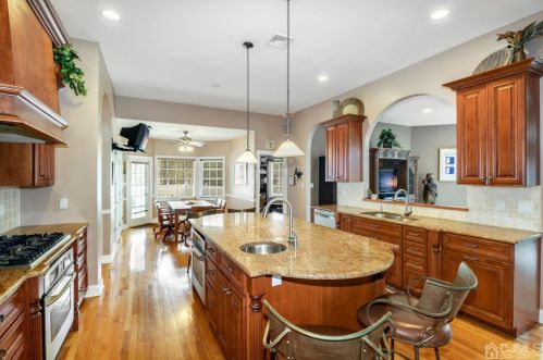 2 Winchester Dr, East Brunswick NJ  08816-3385 exterior