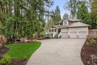 2827 223rd Pl, Redmond WA  98074-6411 exterior