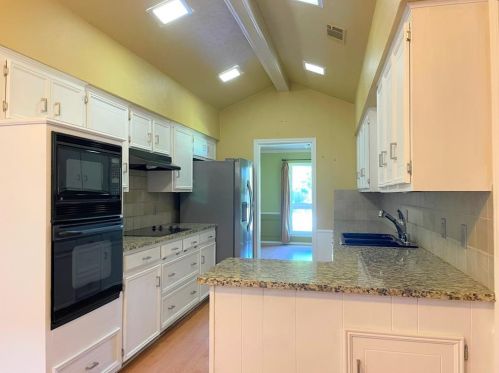 2308 Acacia St, Richardson, TX 75082-3316