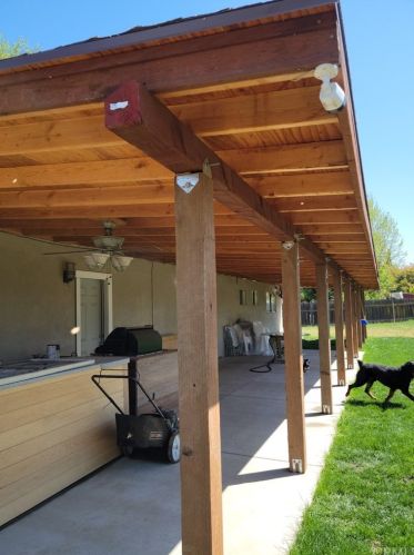 1436 Lupin Ct, Livingston CA  95334-1032 exterior