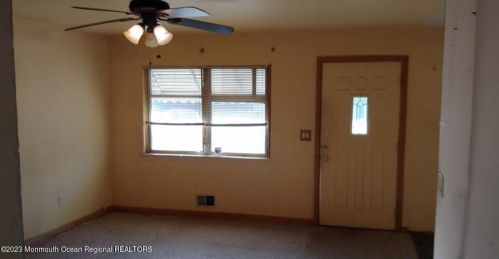 1602 Leslie St, Belmar, NJ 07719-3817