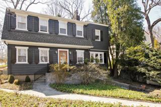 173 Rockingstone Ave, Larchmont, NY 10538-1513