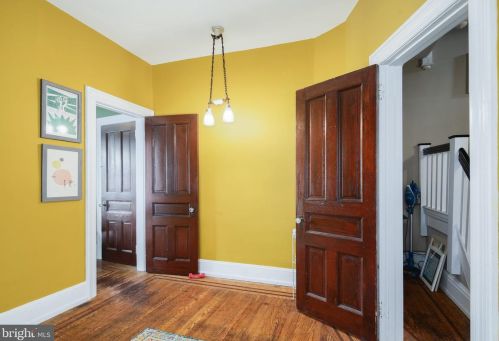 4731 Hazel Ave, Philadelphia PA  19143-2022 exterior