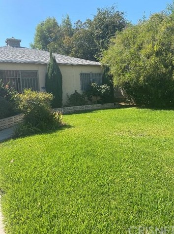 6251 Lemona Ave, Van Nuys, CA 91411-2130