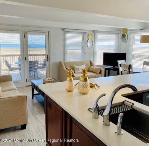 1926 Ocean Ave, Pelican Island NJ  08751-1224 exterior