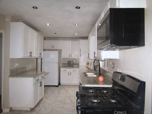 16688 Zenda St, Victorville CA  92395-3936 exterior