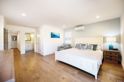 2511 184th St, Redondo Beach, CA 90278-4559
