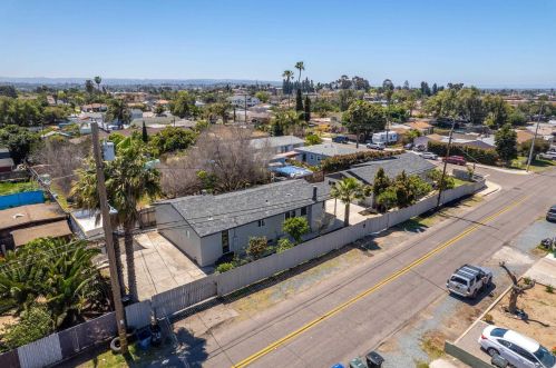 231 Emerson St, Chula Vista CA  91911-3358 exterior