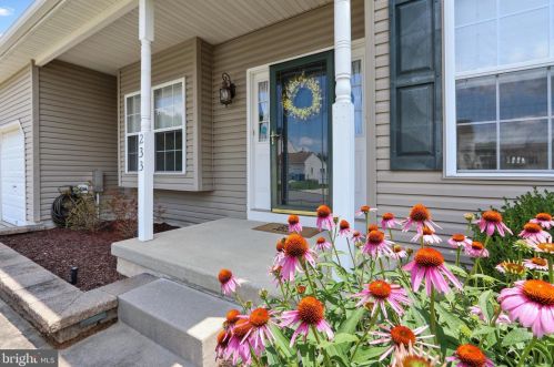 233 Beech Ln, Swedesboro NJ  08085-4033 exterior