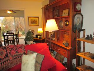 26 Elkmont Dr, Asheville, NC 28804-1316