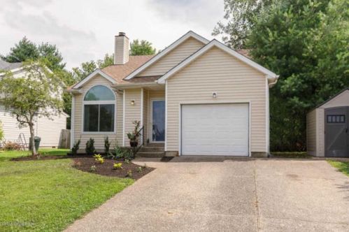10410 Bayport Rd, Louisville, KY 40299-4078