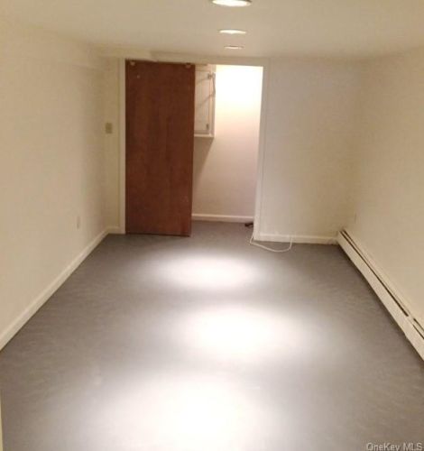 14 Stephenson Blvd, New Rochelle NY  10801-4402 exterior