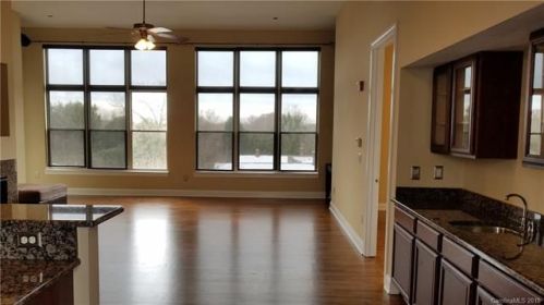 214 Fisher St, Salisbury, NC 28144-4908