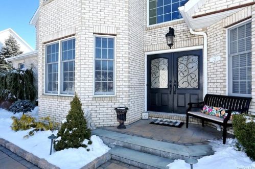26 Meriwether Trl, Congers, NY 10920-1533