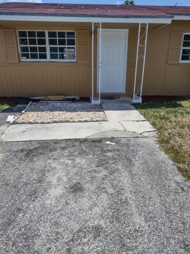 1525 1st St, Boynton Beach, FL 33435-2701