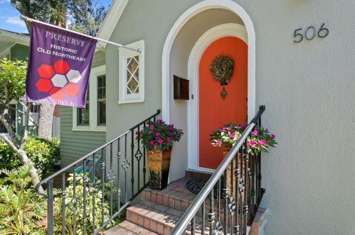 506 16th Ave, Saint Petersburg, FL 33701-5440