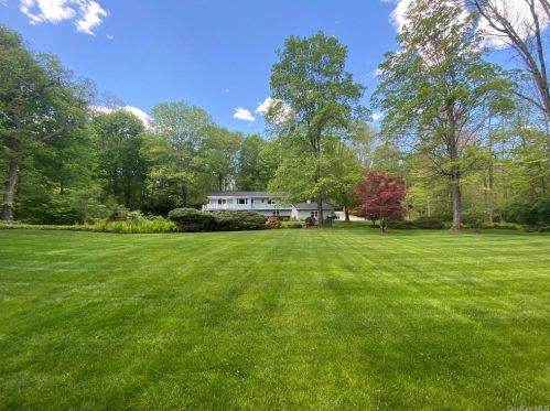 507 Bedford Rd, Chappaqua, NY 10514-1709