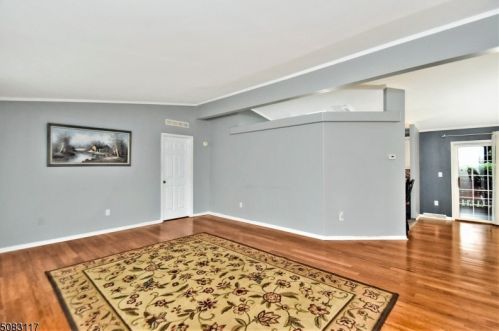 21 Twilight Trl, Belvidere NJ  07823-2905 exterior