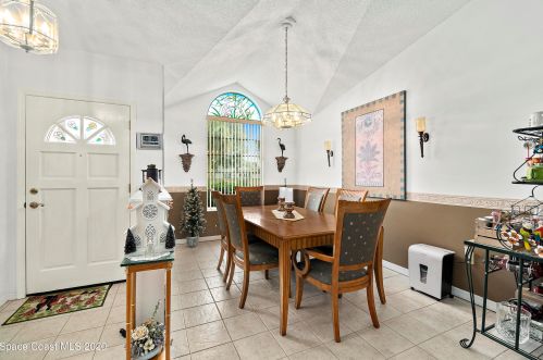 6950 Kaylor Ave, Cocoa, FL 32927-2926