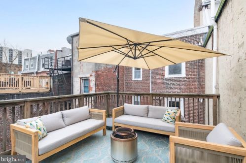 314 Iseminger St, Philadelphia PA  19107-5904 exterior
