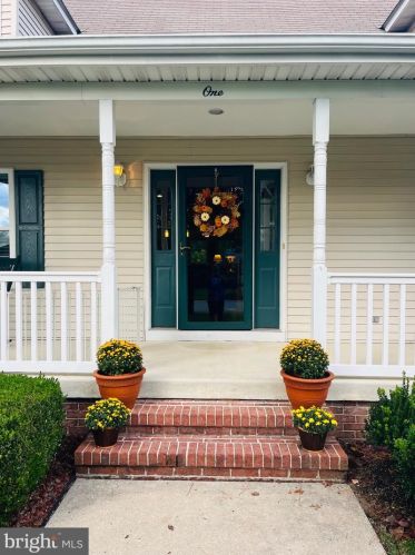 1 Blue Heron Dr, Lewes, DE 19958-2309