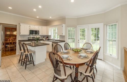 11 Autumn Dr, Scotch Plains NJ  07076-2431 exterior