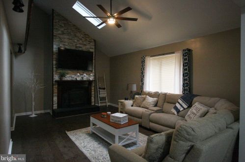 350 Pine Valley Rd, Dover DE  19904-7113 exterior