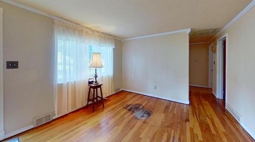 210 Northmont Dr, Verona PA  15147-2950 exterior