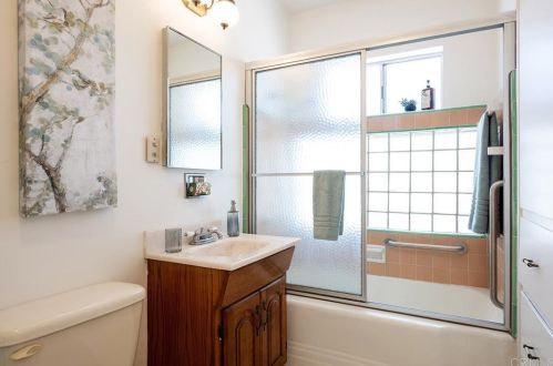 410 Harbison Ave, National City CA  91950-3033 exterior