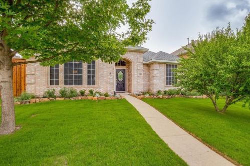 9220 Norman Dr, Plano, TX 75025-5036