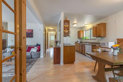 17027 Ski Slope Way, Truckee, CA 96161-7041