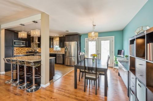 817 Polk Ave, Dyer, IN 46311-1021