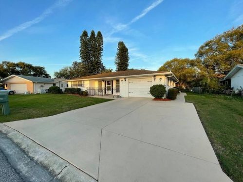 10418 Choice Dr, Port Richey, FL 34668-3144
