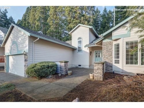 6005 Sequoia Dr, Tualatin OR  97062-6833 exterior