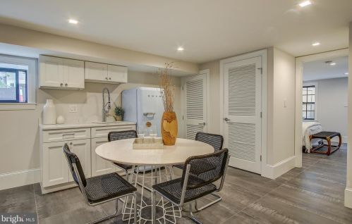 2440 Huidekoper Pl, Washington DC  20007-1826 exterior