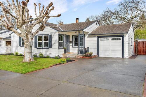 1810 Arbor Ave, Santa Rosa, CA 95404-2406