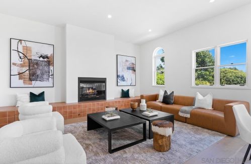 1533 Beryl St, San Diego CA  92109-2106 exterior